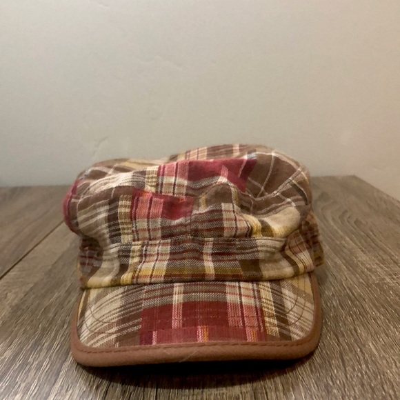 Plaid hat, only worn twice! 100% cotton. - Picture 2 of 4